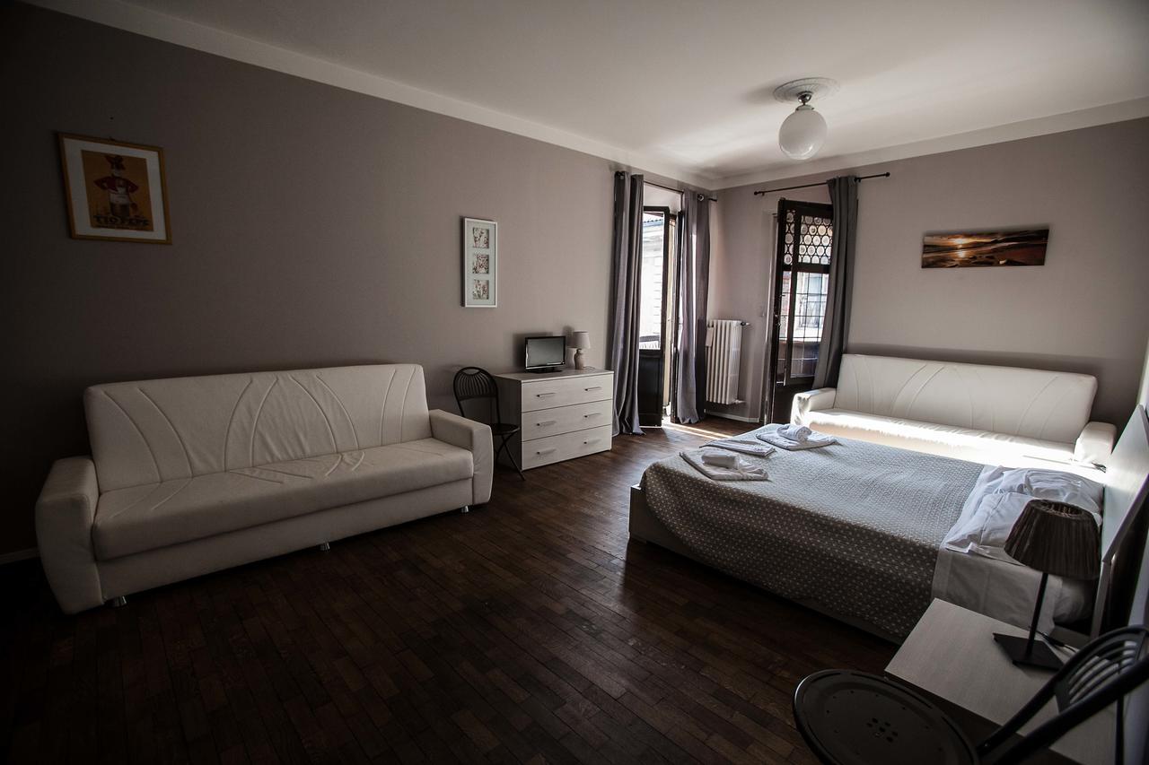 Myroom Palazzo Pepoli โบโลญญา ภายนอก รูปภาพ