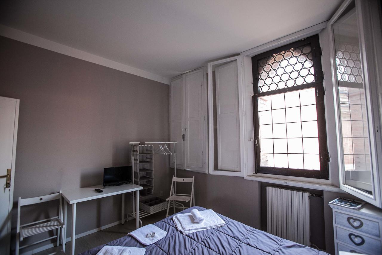 Myroom Palazzo Pepoli โบโลญญา ภายนอก รูปภาพ